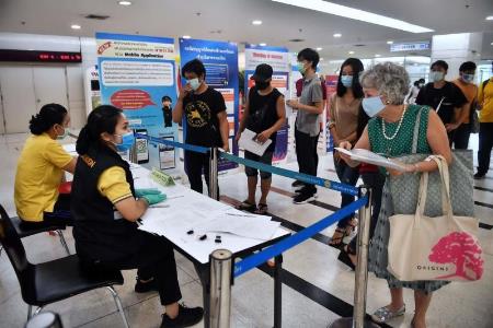 Thái Lan gia hạn thị thực cho người nước ngoài mắc kẹt vì dịch Covid-19, Đại sứ quán Việt Nam có thông báo mới hỗ trợ công dân  