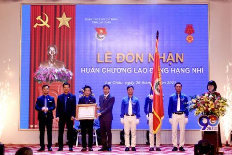 Tuổi trẻ Lai Châu đón nhận Huân chương Lao động hạng Nhì